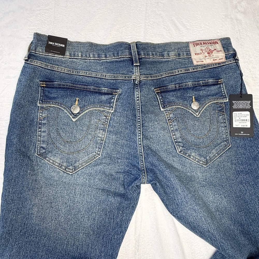 True Religion Rocco Relaxed Skinny Jeans Mens 38x32 Medium Fog Flap Pocket NWT